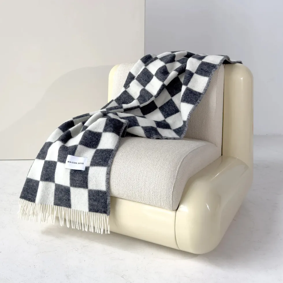 Checkerboard Blanket - Black/White