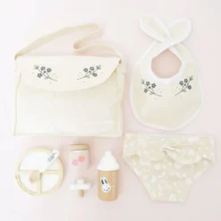 Dolls Nursing Kit & Bag - 8 Pieces