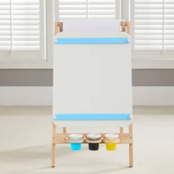 Easel Does It