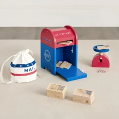 Extra Special Delivery Mail Set