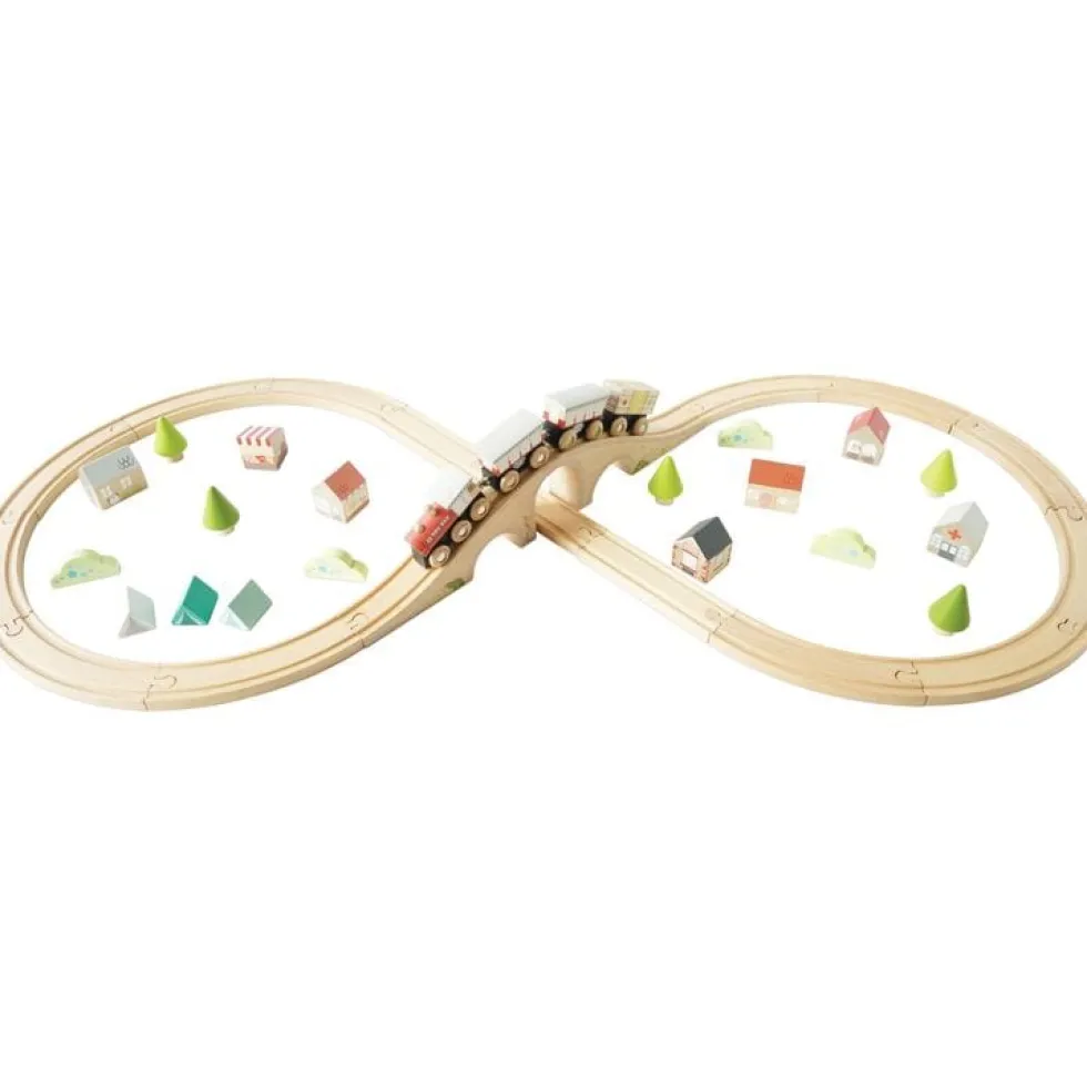 Figure 8 Wooden Train Set - 40 Pieces