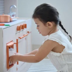 Little Chef St. Louis Wooden Play Kitchen with Sink & Ice Dispenser - Pink