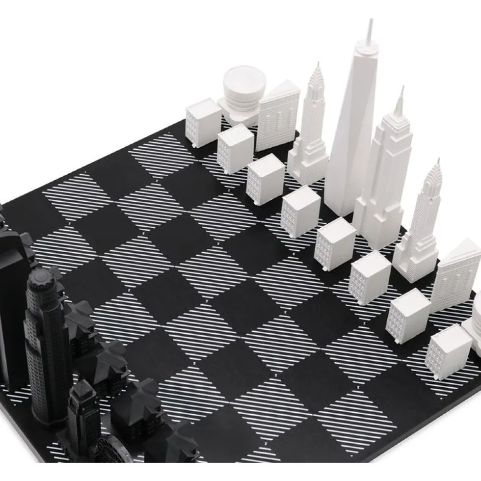 New York Versus Los Angeles Acrylic Chess Set with Black and White Wood Hatch Board