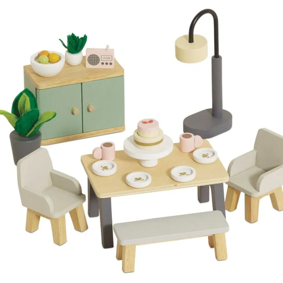 18-Piece Wooden Dollhouse Dining Room Set