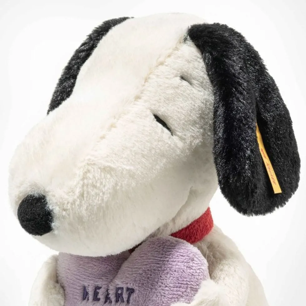Snoopy Heartbreakers Club